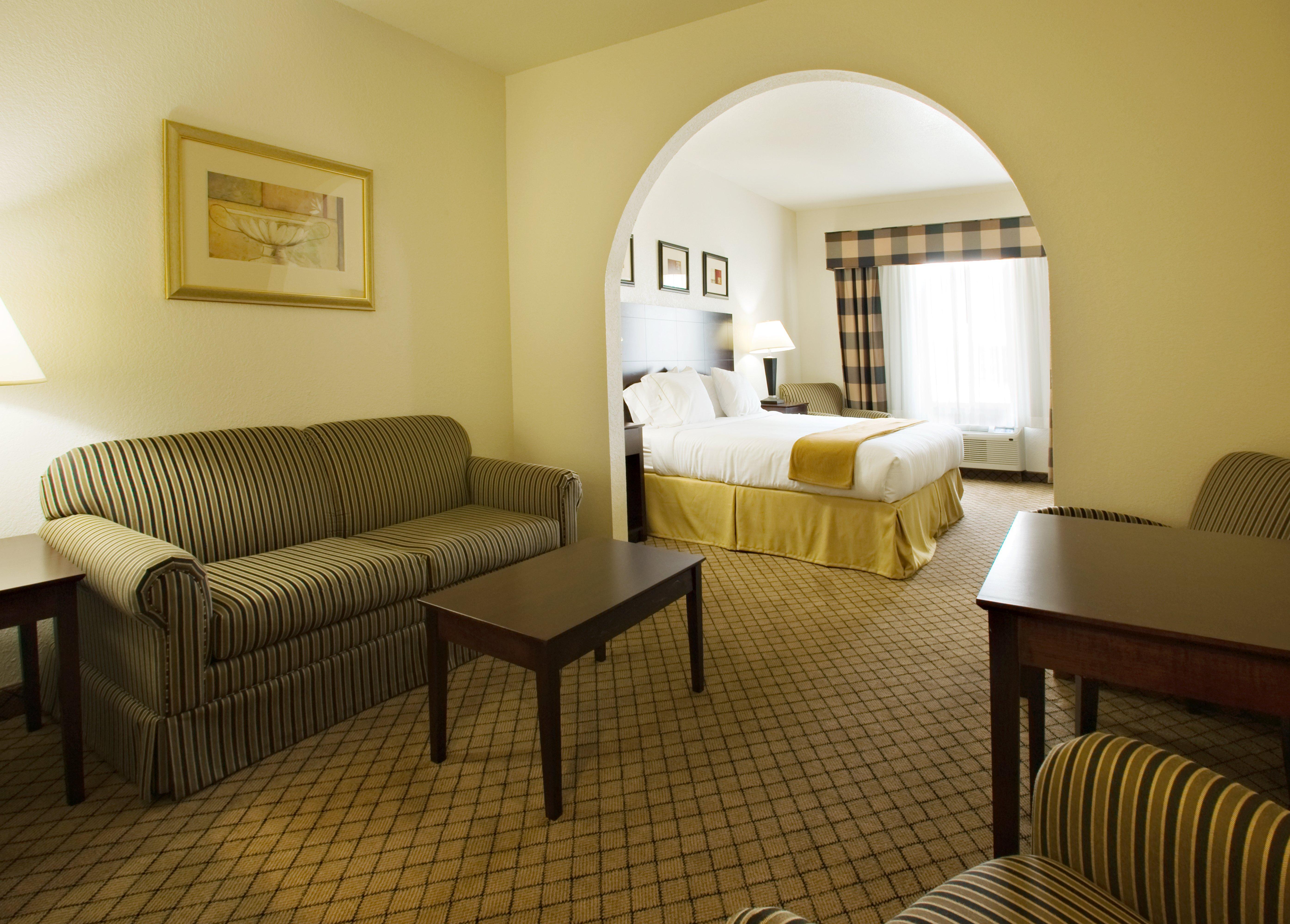 Holiday Inn Express Childress By Ihg Exteriör bild